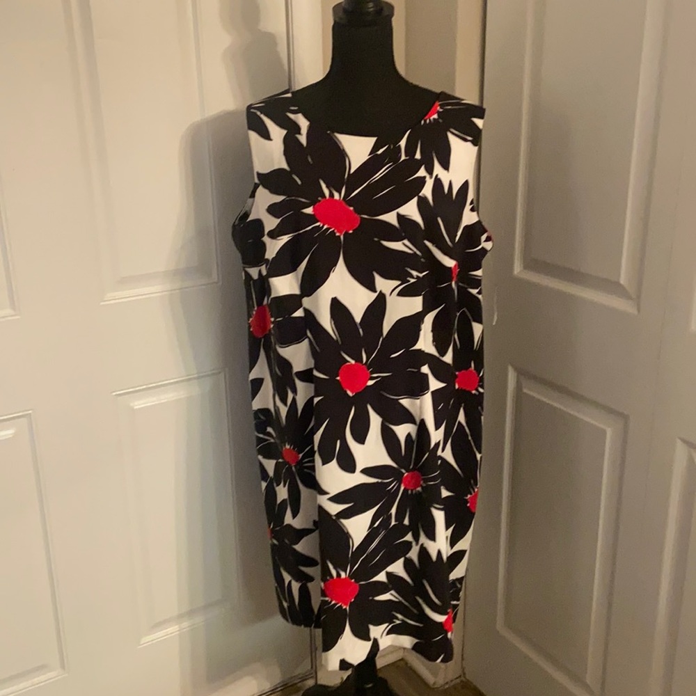 Dress by Ronni Nicole. Size 18W brand new!